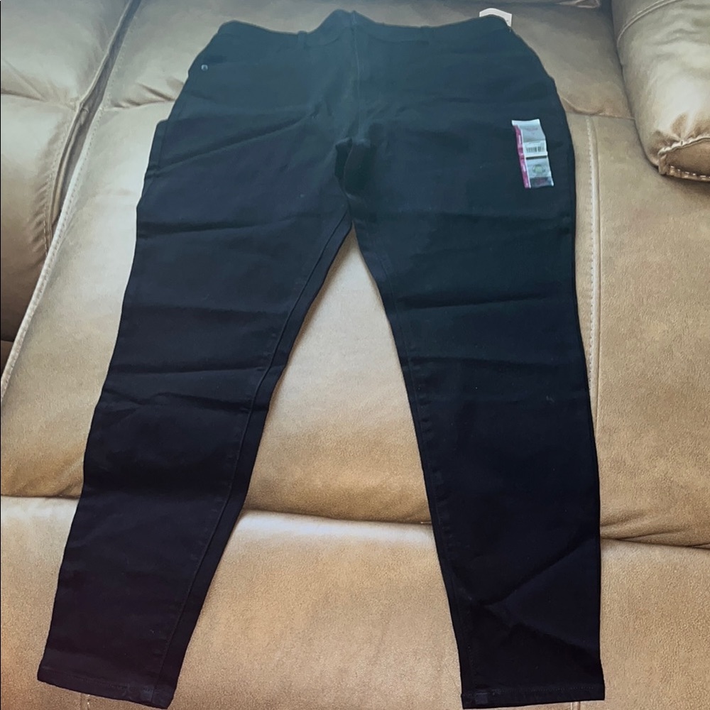 No Boundaries Women's Black Jeans